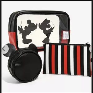 DISNEY Mickey Mouse Makeup Bag Set